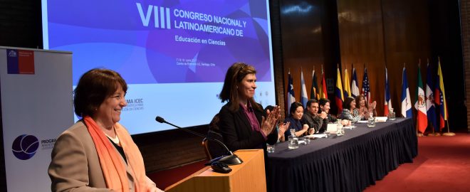 Docentes de ciencias comparten sus experimentos en Congreso de Ciencias