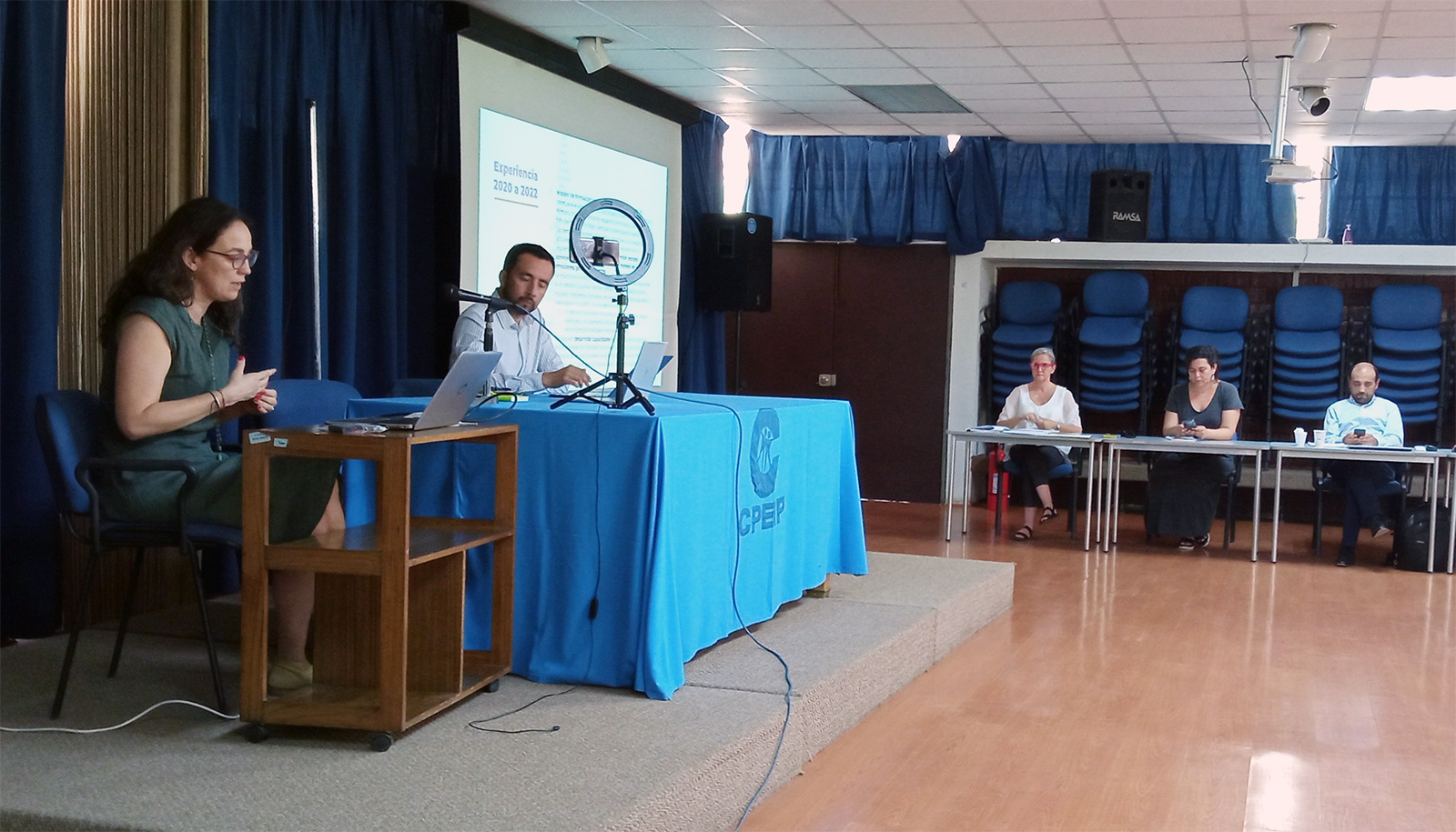 Jornada de Retroalimentación a la Política Pública desde los Centros de Liderazgo